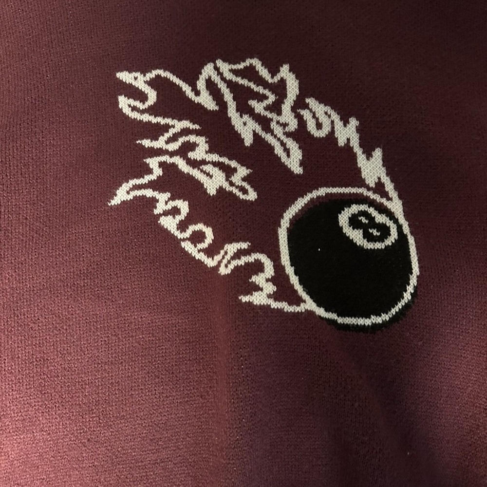 PacSun Maroon Sweater with Graphic Design